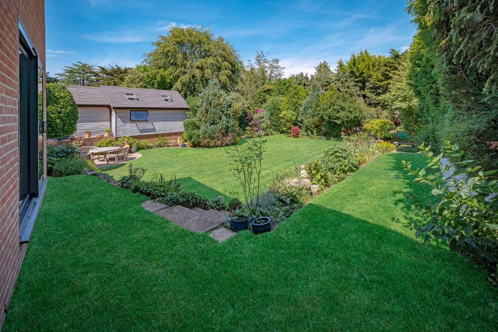 Hotel Westleigh Ashtead Exterior foto